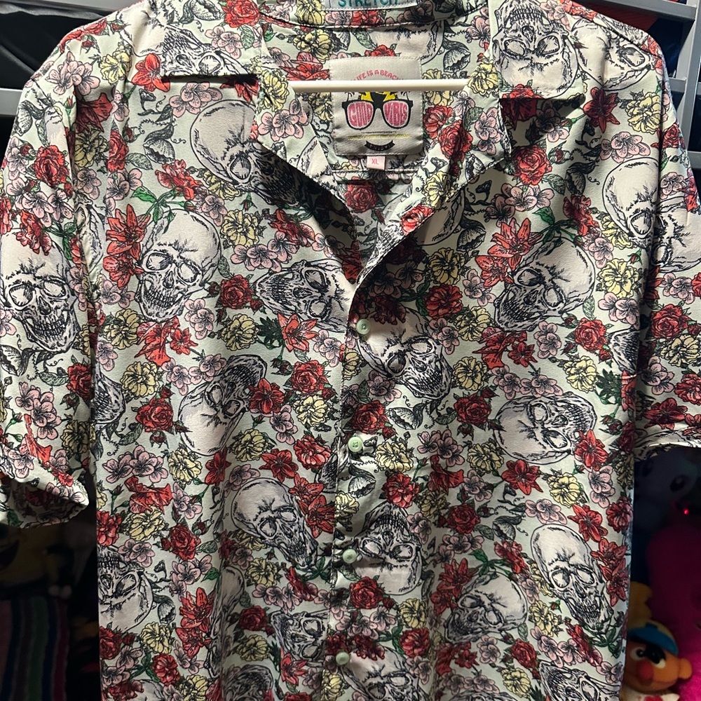 Good Vibes Men's Floral and Skull Print Casual Shirt